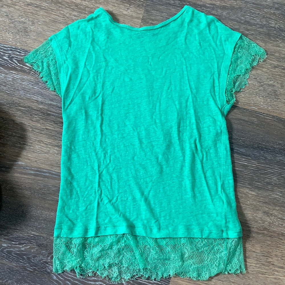 Green lace Zara tee